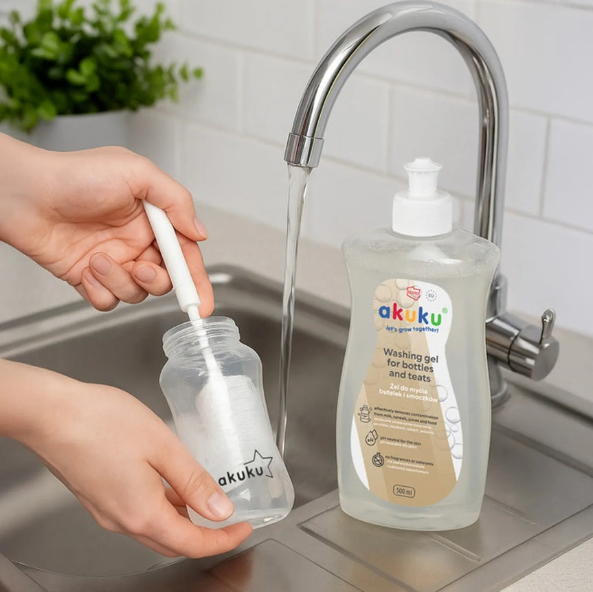 Detergent gel pentru biberoane,tetine si jucarii Akuku 500 ml,ph neutru,hipoalergenic,fara parfum,97% ingrediente naturale