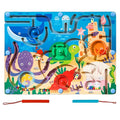 Joc Montessori de Sortare Culori, Creion Magnetic, Tip Labirint Ilustrat, din Lemn, Model Animale Marine, 39x29x1.5 cm