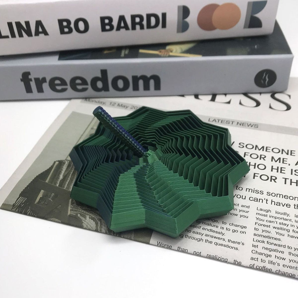 Jucarie Decompresie, Model Stea 3D, DuoChrome, Maner Spirala, Turn Magic Geometric, Multiple Forme, Anti-stress, 11 cm, Negru/Verde