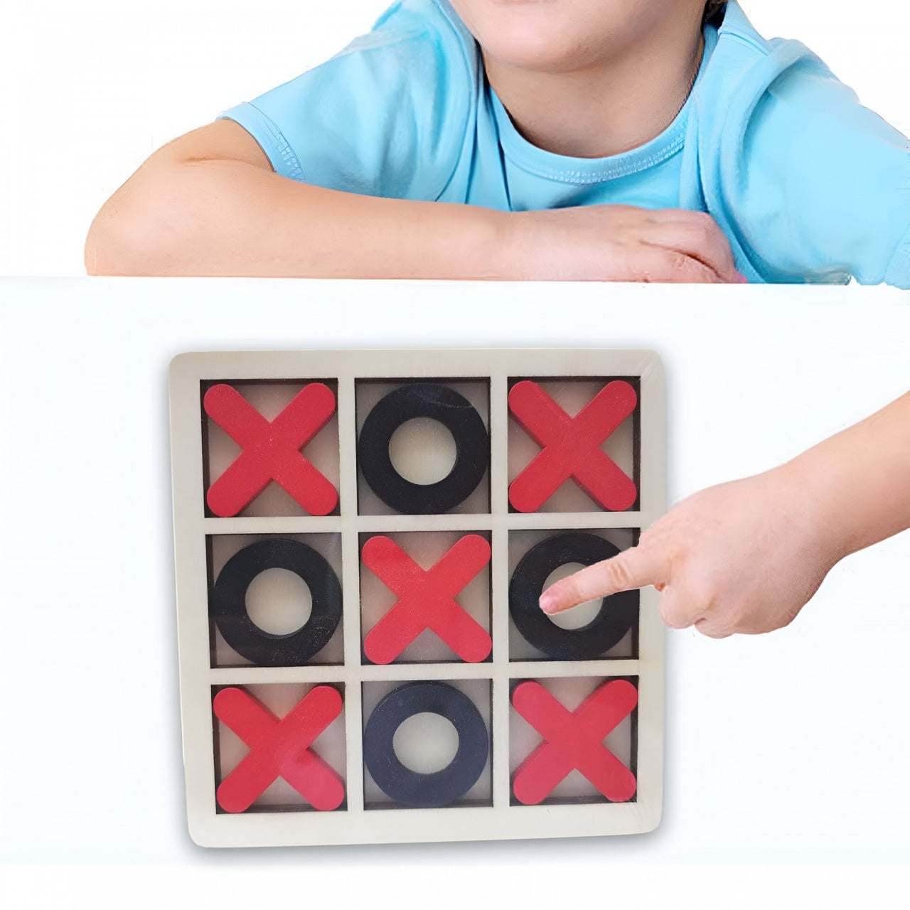 Jucarie Montessori Tic Tac Toe, Educativa, Interactiva, din lemn, X si O, 9 Piese, 14.3x14.3 cm, Negru Rosu