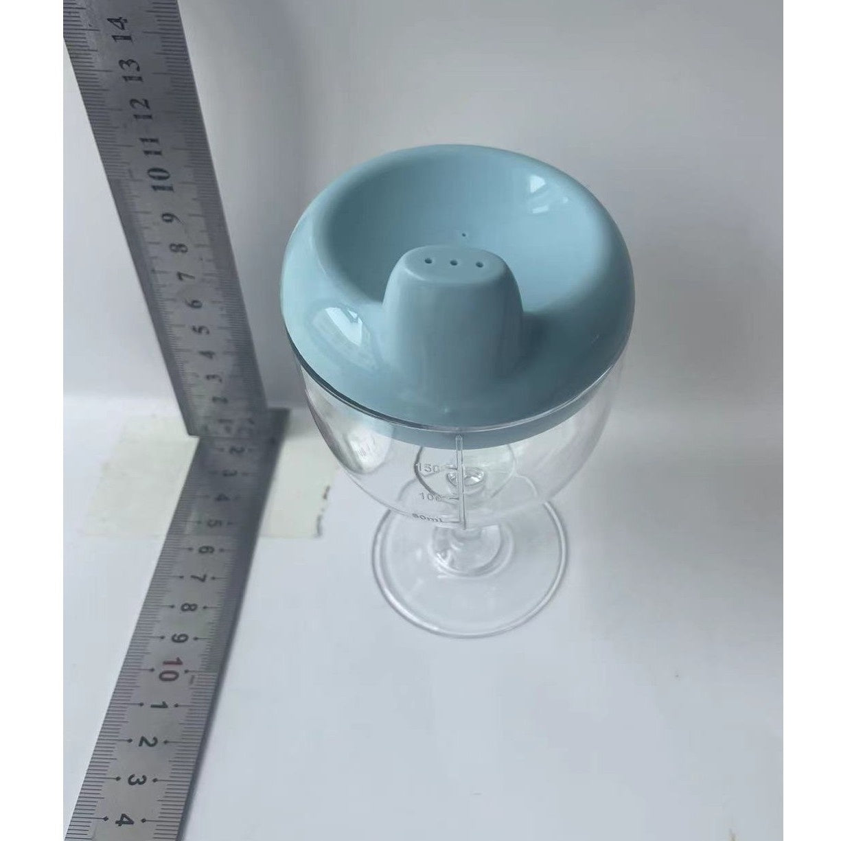 Pahar din Plastic Transparent cu Picior, pentru Copii, 14 x 7.7 cm, cu Cioc Antiscurgere, + 3 Ani, Fara Maner, Albastru