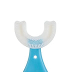 Periuta de Dinti in Forma de U, varsta 2-6 ani, Peri Moi, 9 cm, Model Inima, Culoare Albastru