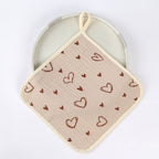 Prosop Absorbant, din Bumbac, 25 x 25 cm, Model Inimioare, cu Agatatoare, Bej