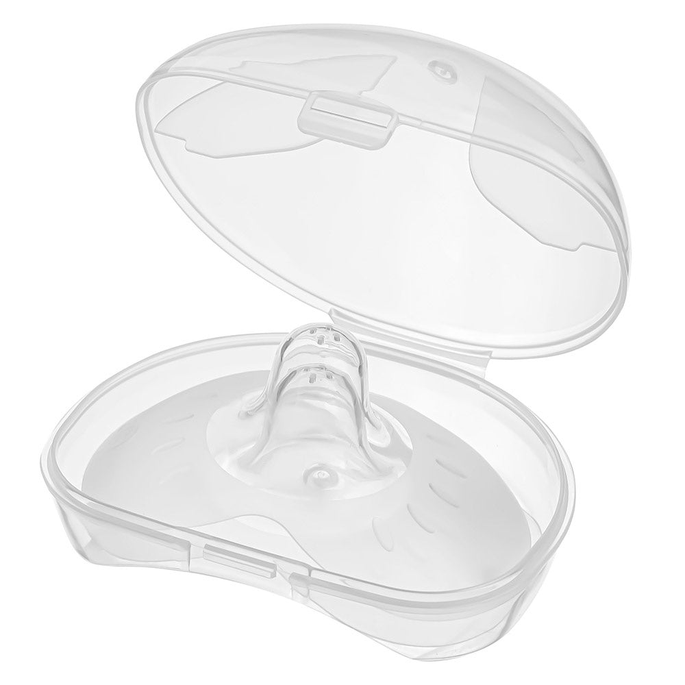 Set 2 protectii pentru mameloane Akuku marime M din silicon in cutie depozitare