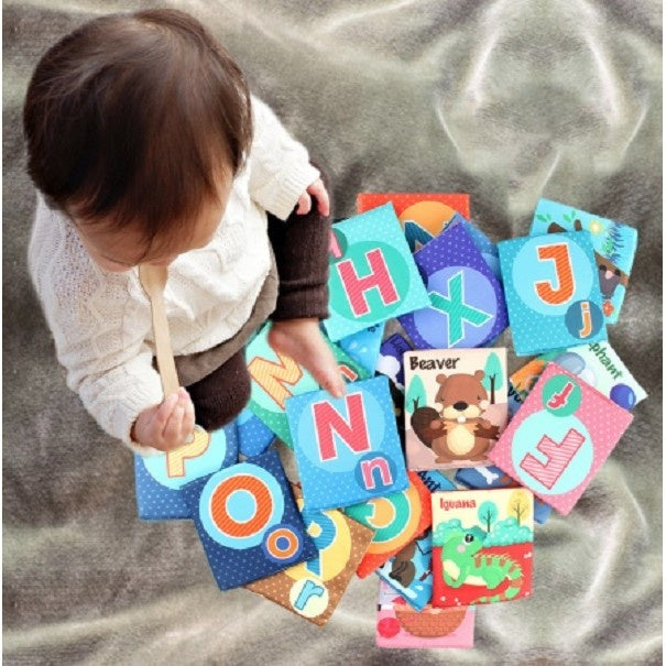 Set 26 Carduri din Panza cu Doua Fete, Model Litere, Educational, Interactiv, Saculet Inclus, Multicolor