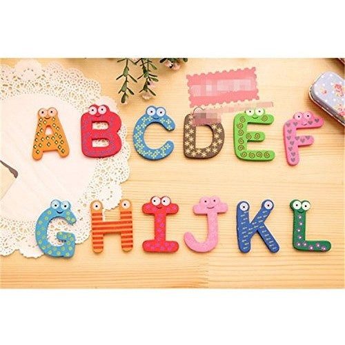 Set 26 Magneti de Frigider pentru Copii, Model Alfabet A-Z, Figurine Amuzante, din Lemn, Multicolor