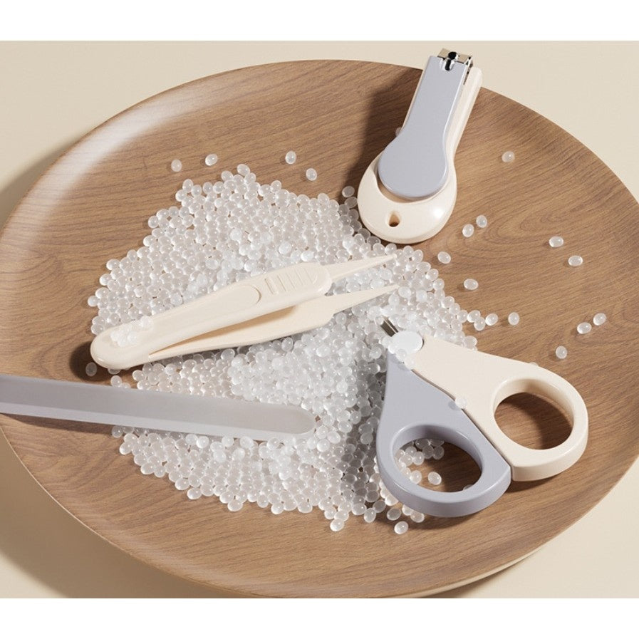 Set 4in1 de Ingrijire Unghii pentru Bebelusi, Cutie de Depozitare Tip Borcan, 0-6 Ani, 10 x 7 x 6 cm, Alb/Gri