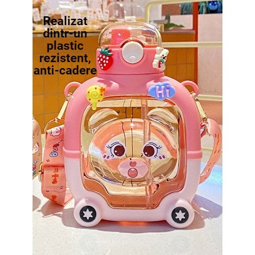 Sticla cu pai pentru copii, model ursulet, gradata, stickere aplicate, curea reglabila, din plastic rezistent la cadere, 1l, Roz, 20 x 13 cm