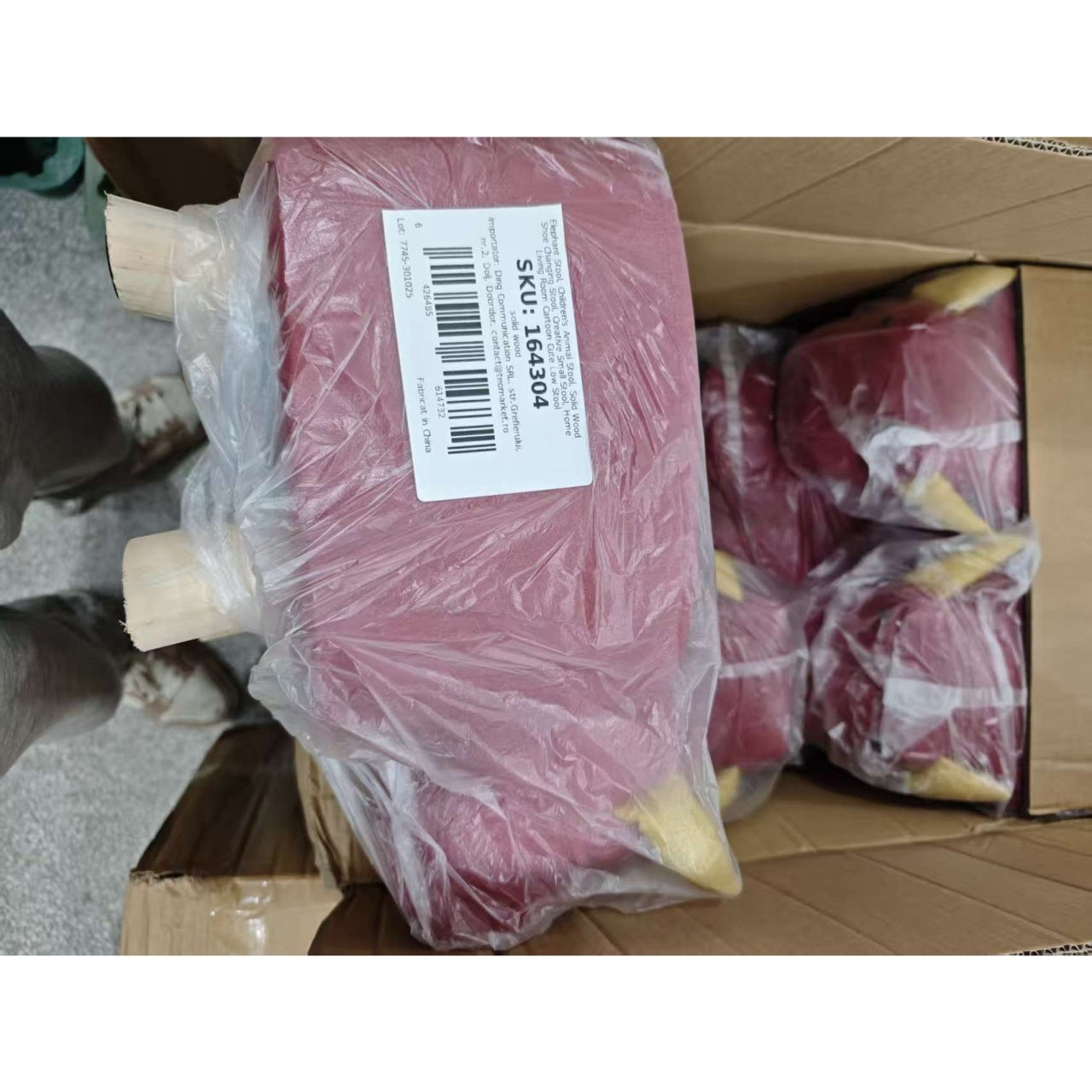 Taburet pentru Copii, Scaun Tip Taburet, Model Vacuta, din Lemn Masiv, Scaun pentru Copii, 30 x 25 x 25 cm, Rosu